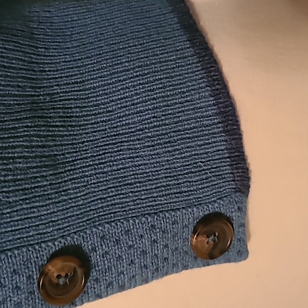 Brooks Brothers - Picture 4 of 6